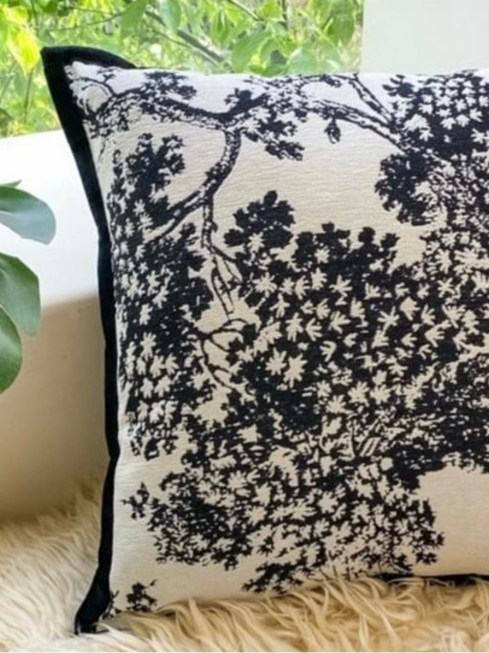Black & Cream Botanical Throw Pillow Cover - Premium Home Accent-18”-NWOT